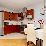 Appartement Mokotow Bluszczanska By Renters Varsovie