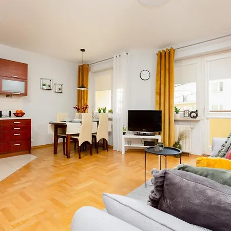 Mokotow Bluszczanska By Renters * ワルシャワ