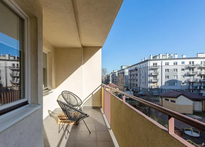 Mokotow Bluszczanska By Renters Apartman *