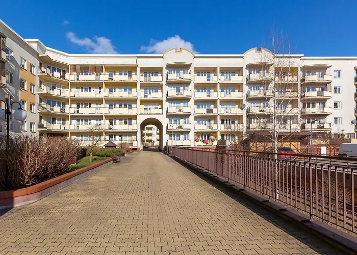 Apartman Mokotow Bluszczanska By Renters *