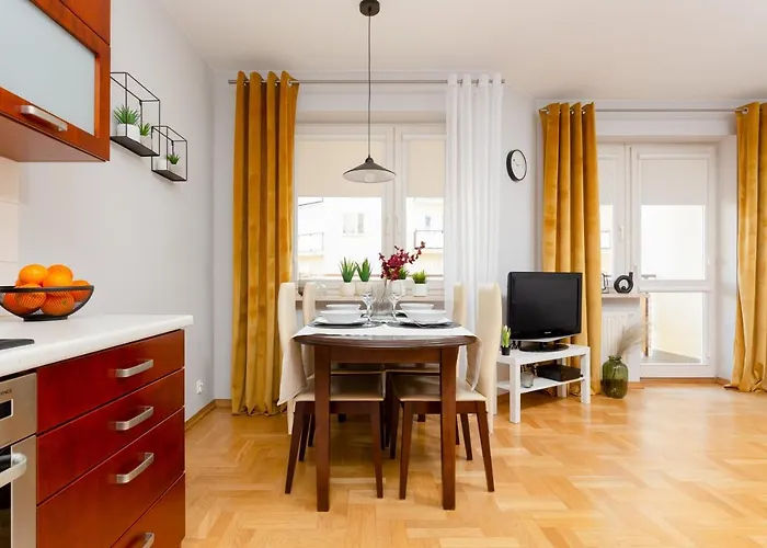 Mokotow Bluszczanska By Renters Apartman