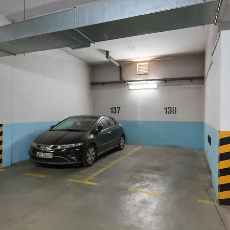 Mokotow Bluszczanska By Renters