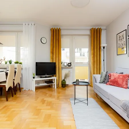 Apartment Mokotow Bluszczanska By Renters *